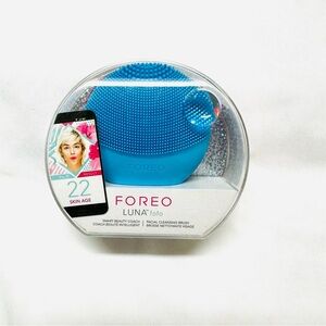 FOREO Smart Skincare Device